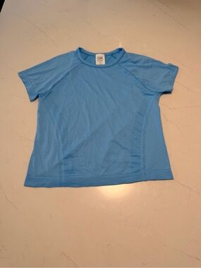 Athleta Light Blue Girls Short Sleeve Tee